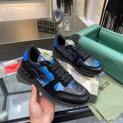 V - SNEAKERS