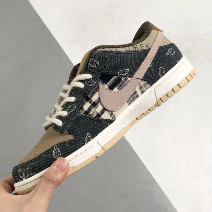 N - SNEAKERS