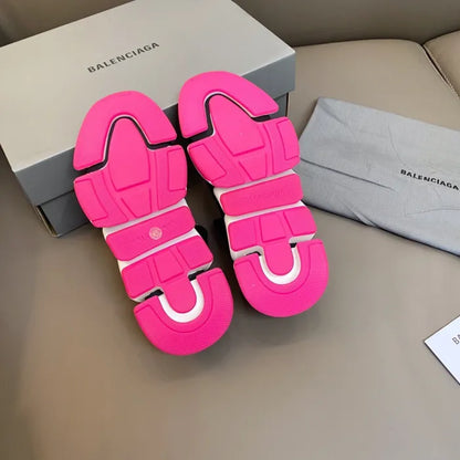 B - SNEAKERS