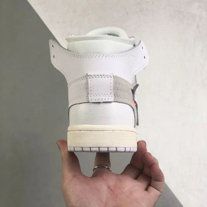 N - SNEAKERS