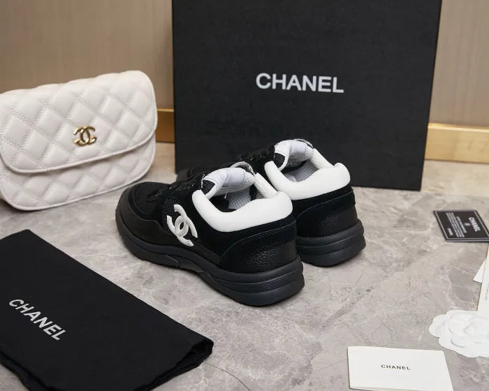 C - SNEAKERS