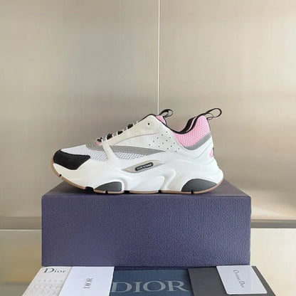 D - SNEAKERS