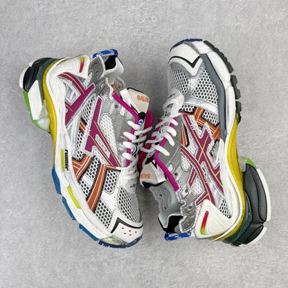 B - SNEAKERS