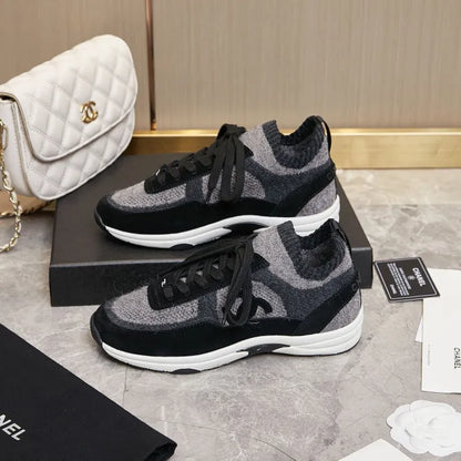 C - SNEAKERS