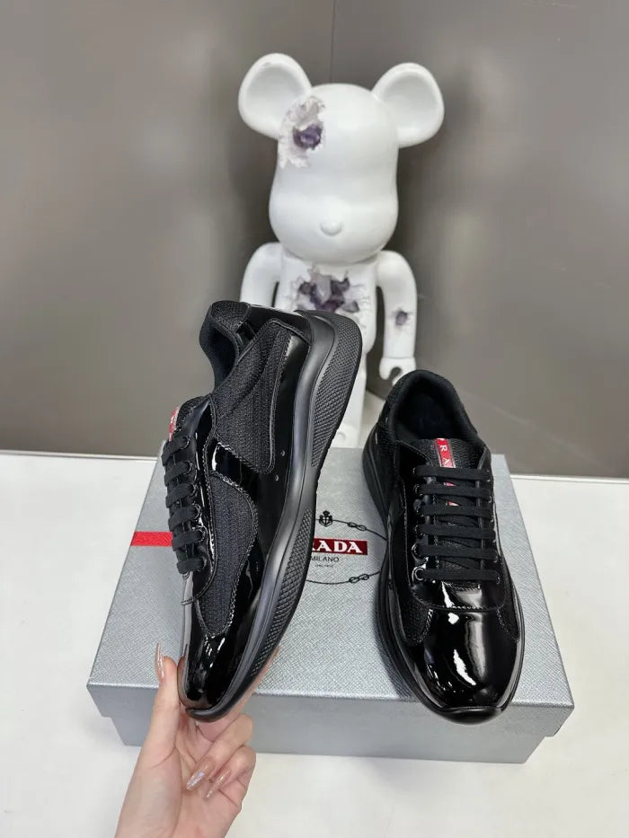 P - SNEAKERS