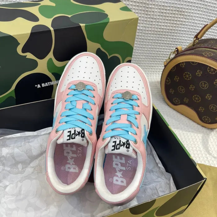 B - SNEAKERS
