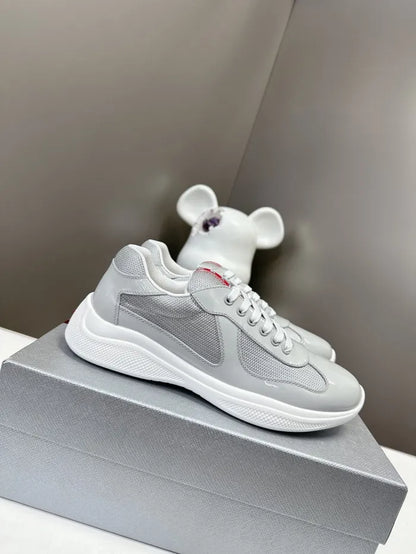 P - SNEAKERS