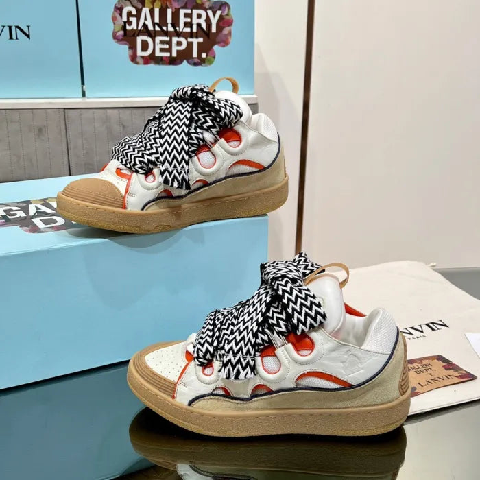 L - SNEAKERS
