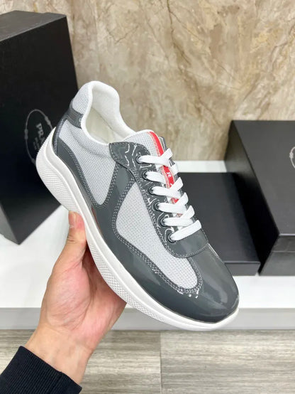 P - SNEAKERS