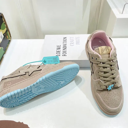 B - SNEAKERS