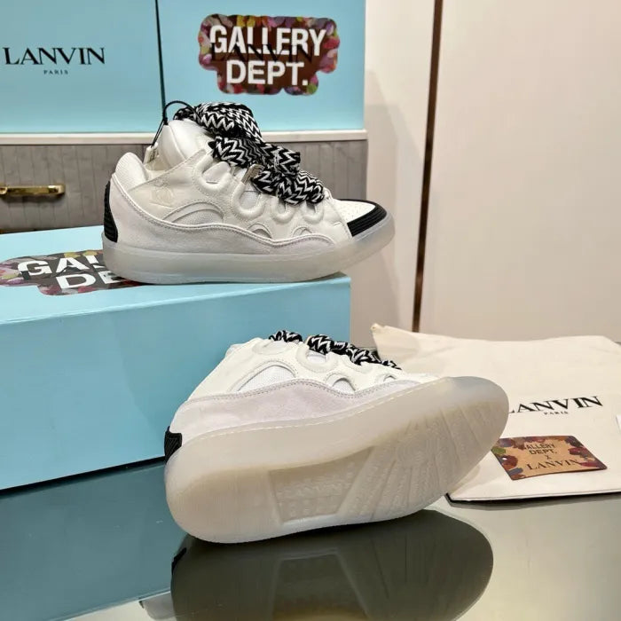 L - SNEAKERS