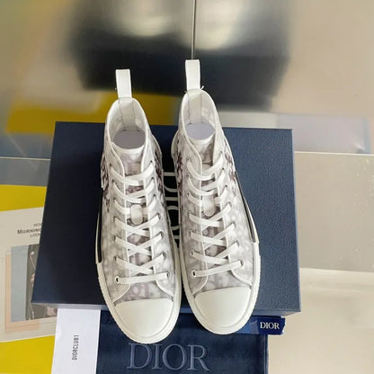 D - SNEAKERS