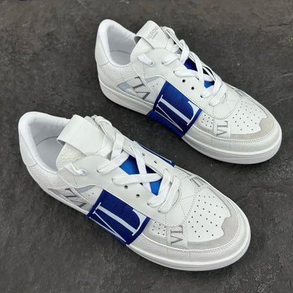 V - SNEAKERS