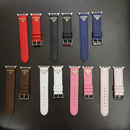 Tali Jam Tangan Kulit Apple Watch dengan Label Monogram Segitiga Ganda