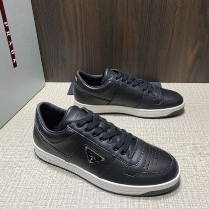 P - SNEAKERS