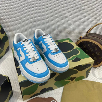 B - SNEAKERS