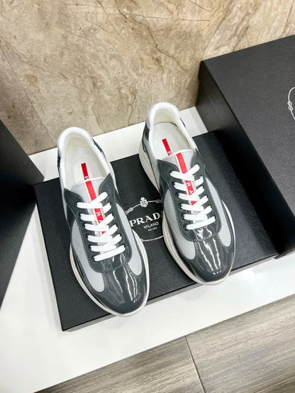 P - SNEAKERS