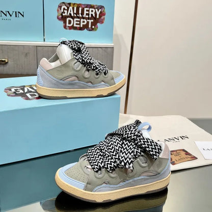 L - SNEAKERS