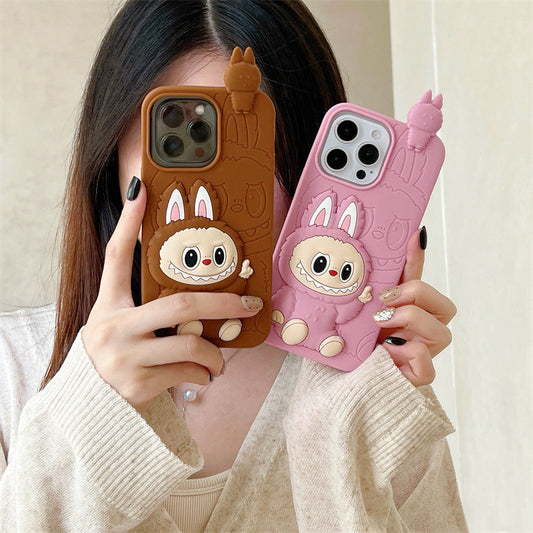 かわいい漫画ラブブ3Dシリコンケース｜ブラウンピンク - iPhoneケース