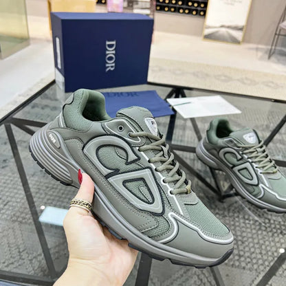 D - SNEAKERS