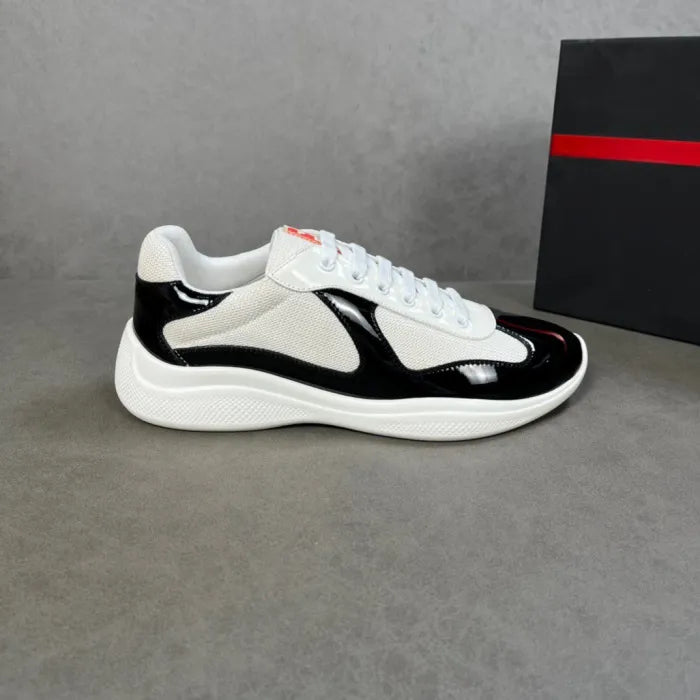 P - SNEAKERS