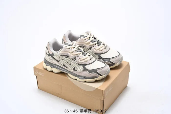 A - SNEAKERS
