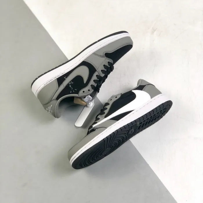 N - SNEAKERS