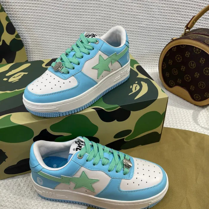 B - SNEAKERS