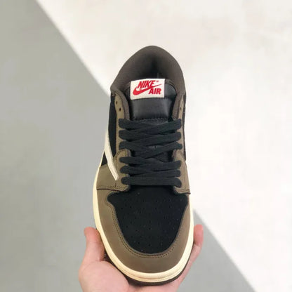 N - SNEAKERS