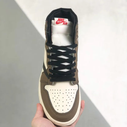N - SNEAKERS