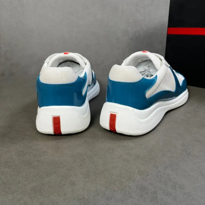 P - SNEAKERS