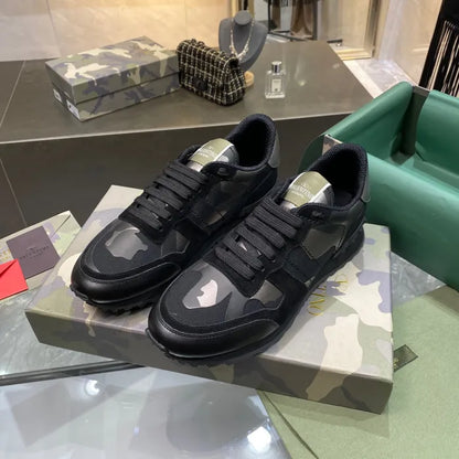 V - SNEAKERS