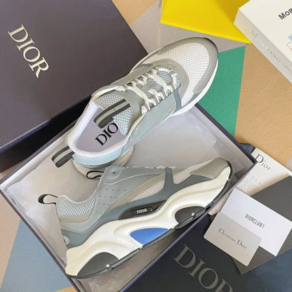 D - SNEAKERS