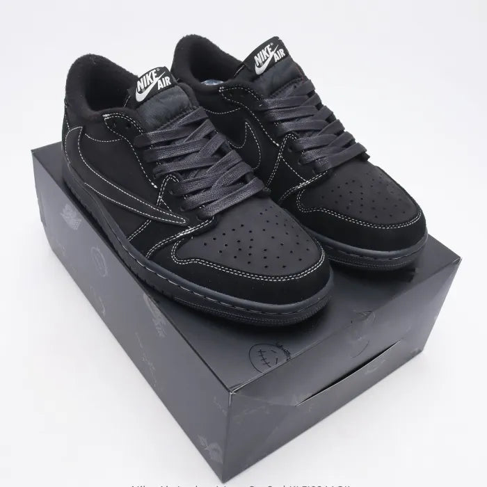 N - SNEAKERS