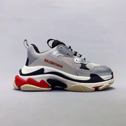 B - SNEAKERS