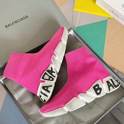 B - SNEAKERS