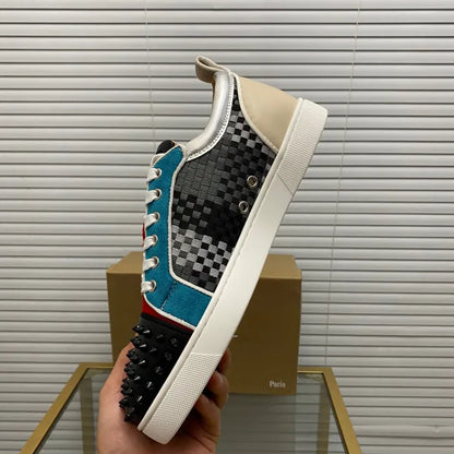 C - SNEAKERS