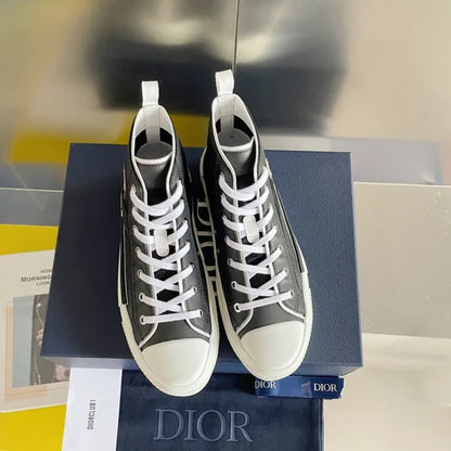D - SNEAKERS