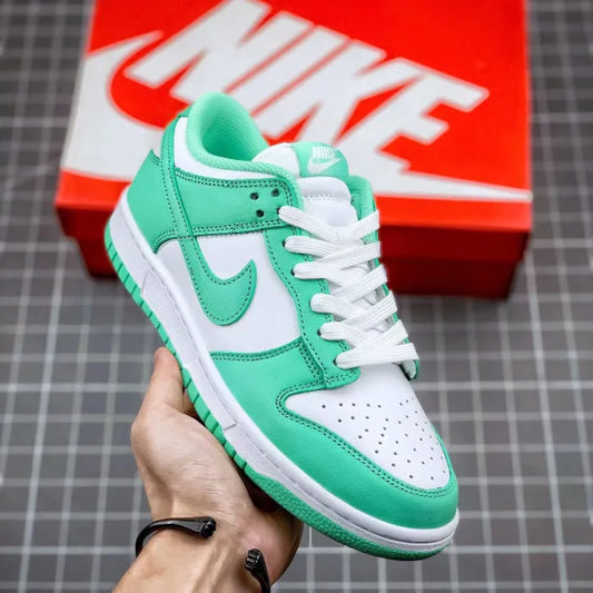 N - SNEAKERS
