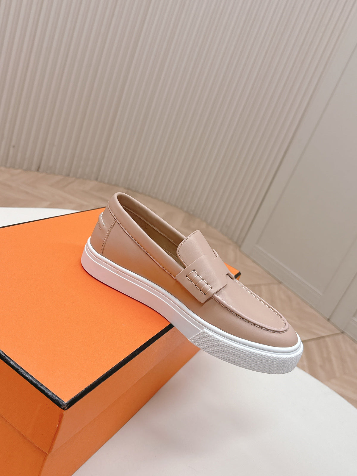 A-Sneakers