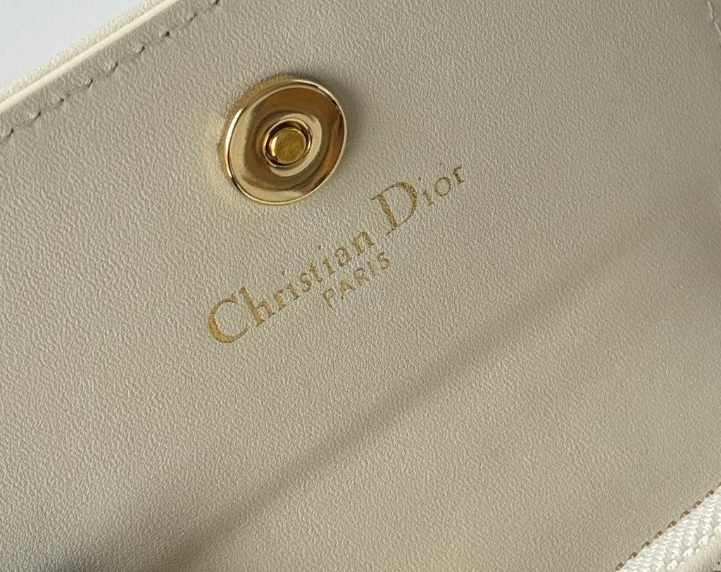 D-Mixed