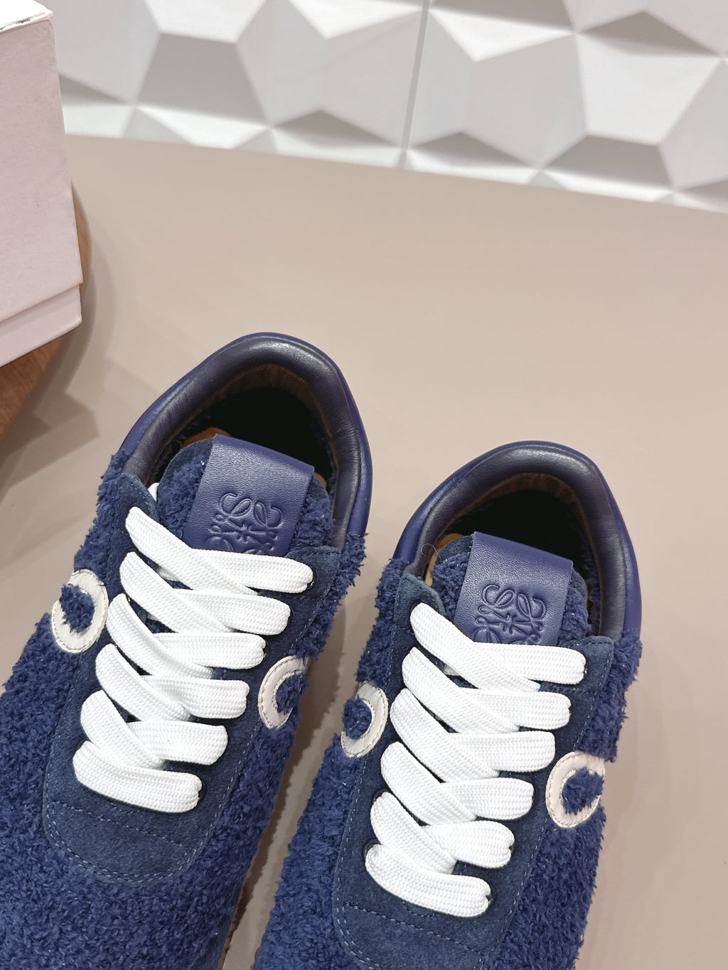 L2-Sneakers