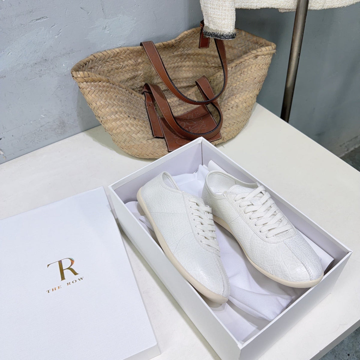 T-Sneakers