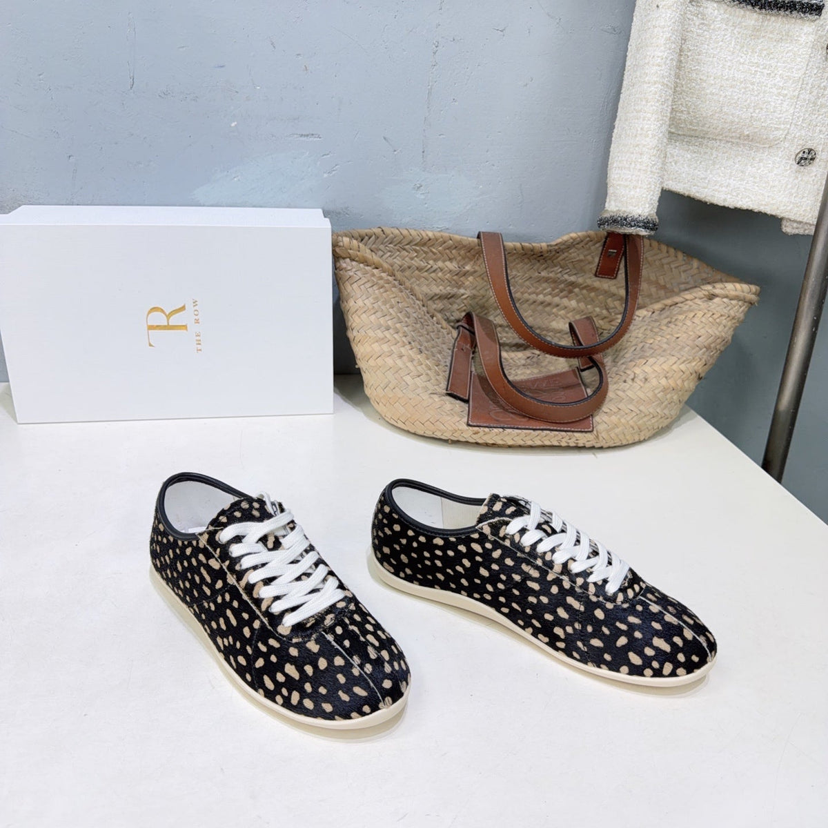 T-Sneakers