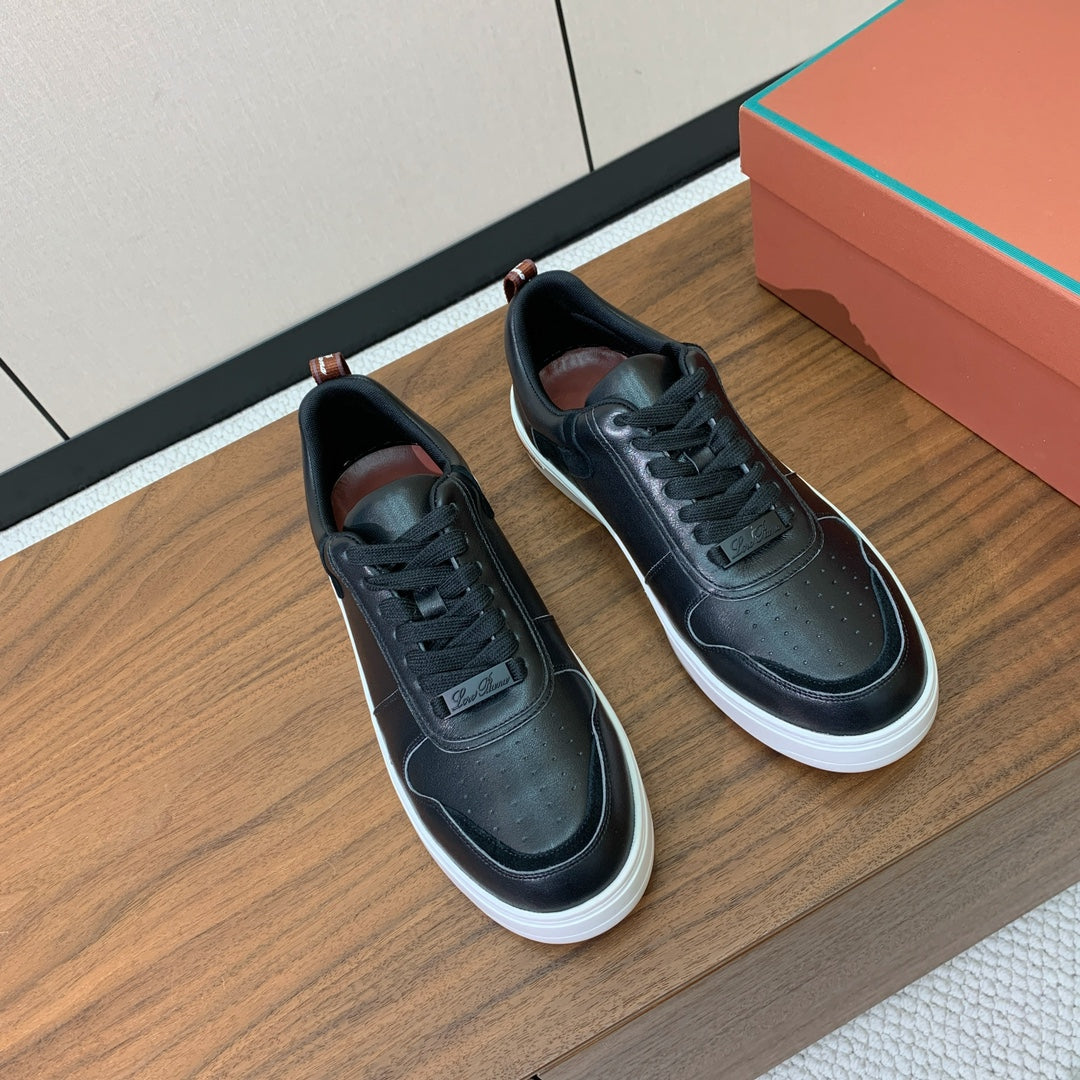 L-Sneakers