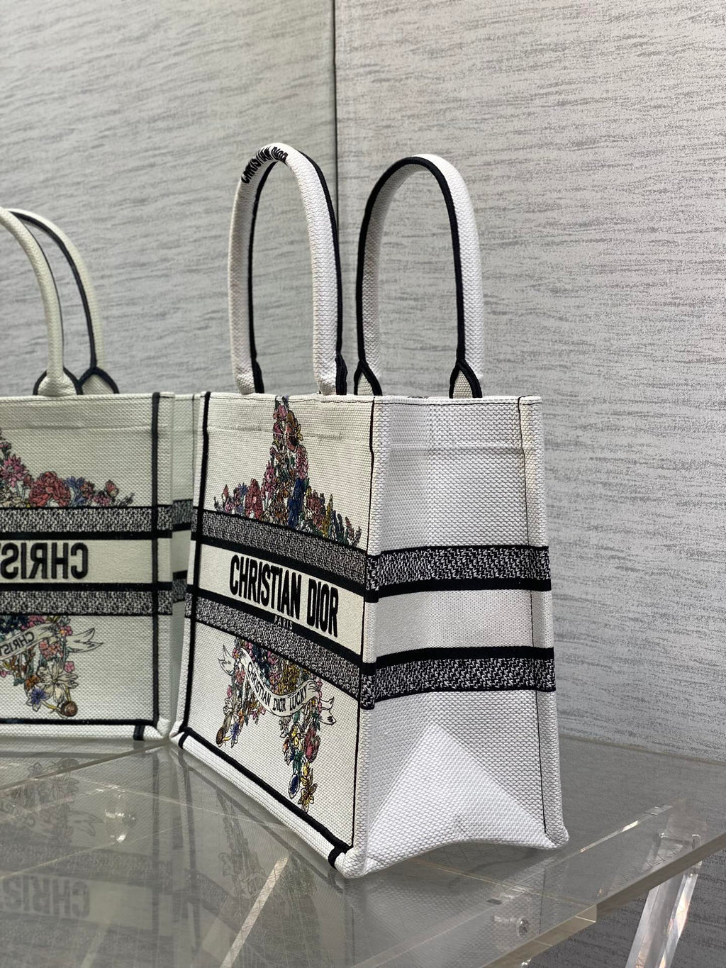 D-Book Tote