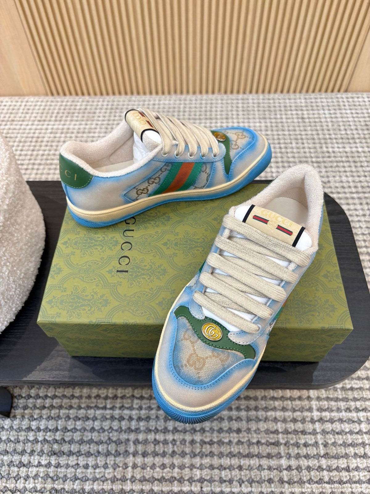G-Sneakers