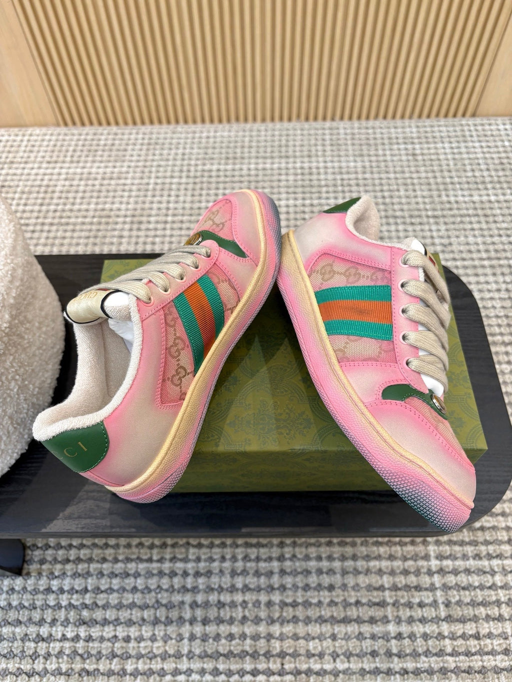 G-Sneakers