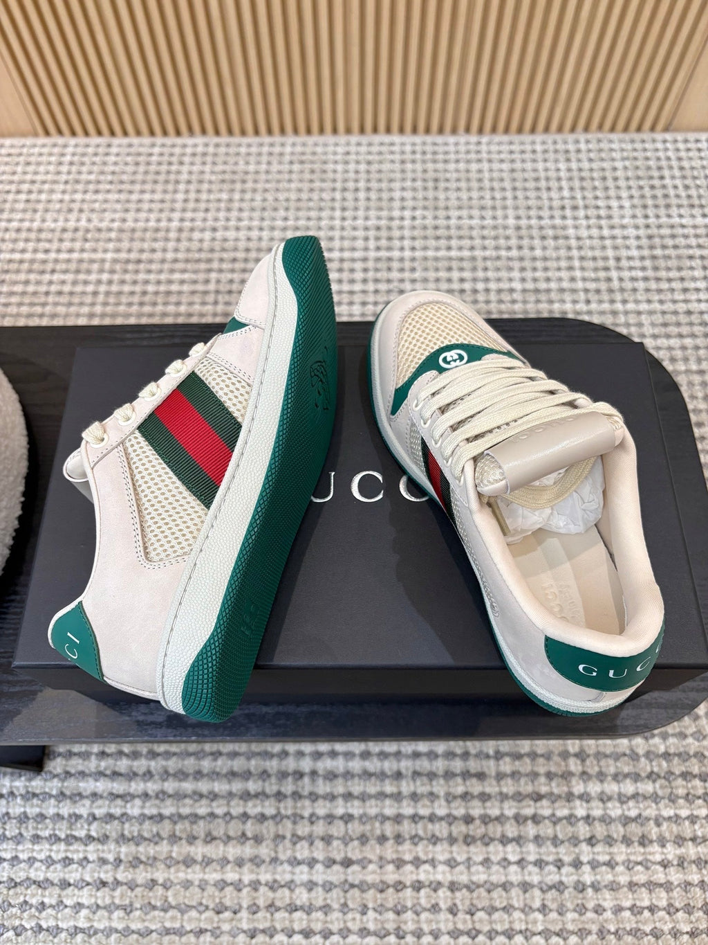 G-Sneakers