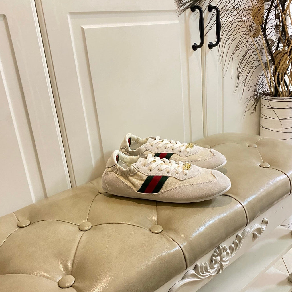 G-Sneakers